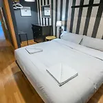 The Collection - 2 Bedroom With Balcony In Eixample 4-2 *