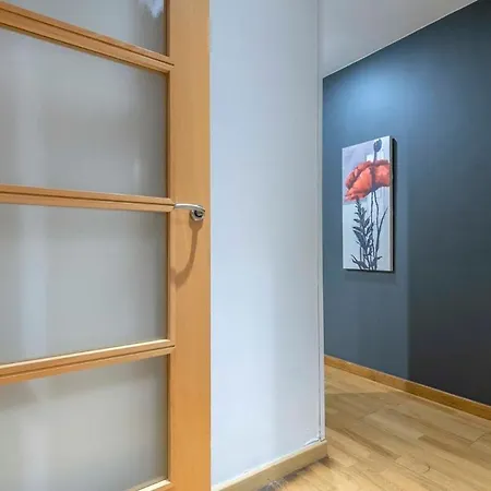 Apartment 2 Bedroom With Balcony In Eixample 4-2