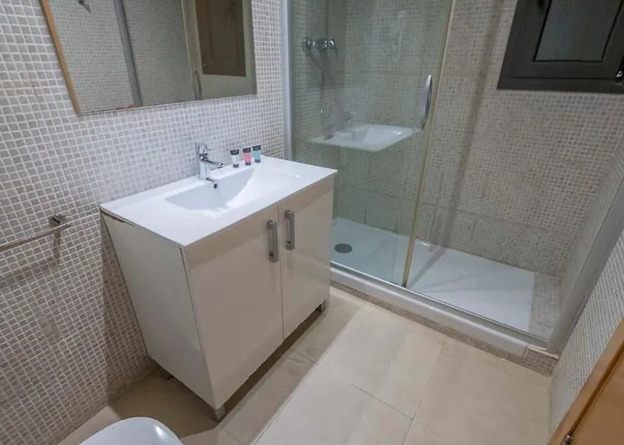 The Collection - 2 Bedroom With Balcony In Eixample 4-2 Apartman Barcelona